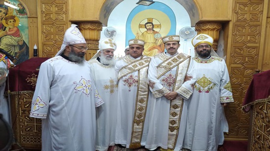 Bishop of Suez ordains new deacons
