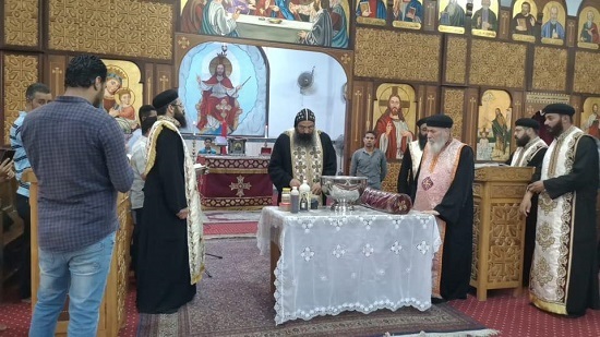Bishop of Atfih perfumes remains of Prince Tadros 
