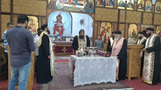 Bishop of Atfih perfumes remains of Prince Tadros 
