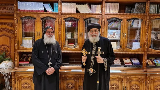 Pope receives the priest of the Coptic Church in Iraq
