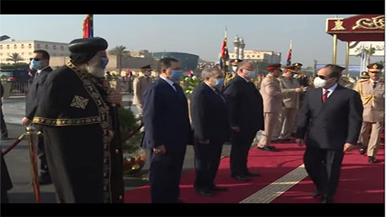 Pope participates in the October victory celebrations