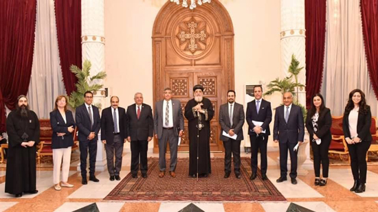 Pope Tawadros discusses with a medical delegation the KIMI medical project
