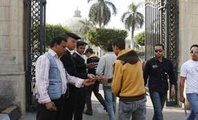 Police ordered off Cairo University campus 
