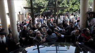 Alexandria church bomb: Egyptian Copts and police clash
