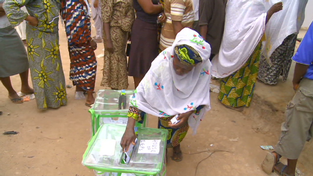 Nigerians vote as blasts hit in the north
