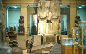 1,000 relics stolen during Egypt uprising 
