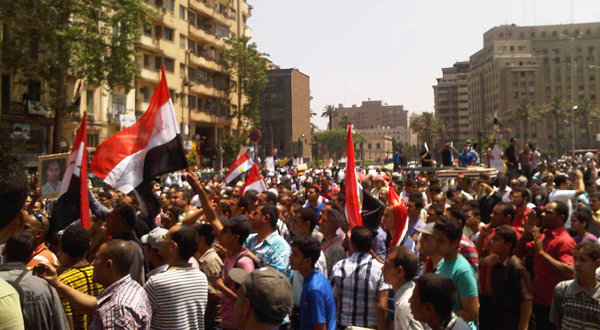 Mixed demands mark Friday protest in Tahrir	