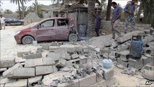 Libya conflict: Italy urges suspension of hostilities
