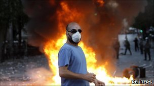 Greece crisis: Eurozone backs 12bn euros in aid