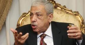 Egypt says senior officers to quit police 
