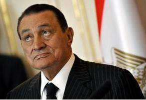 Egypt: Mubarak trial at Police Academy 
