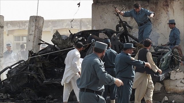 Afghanistan: Suicide attack in Lashkar Gah 'kills 11'
