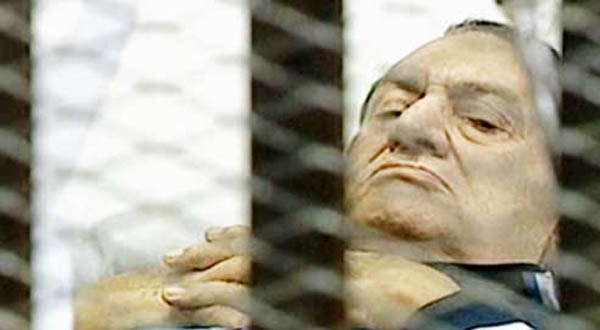 Lawyers claim witnesses gave contradictory testimonies at Mubarak trial	