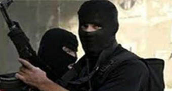 Masked men break into a pharmacy of a Coptic man in Nag Hammadi