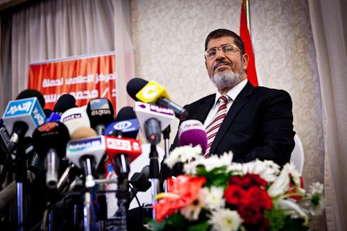 Rights group requests investigation into Morsy’s statements 'against Copts'