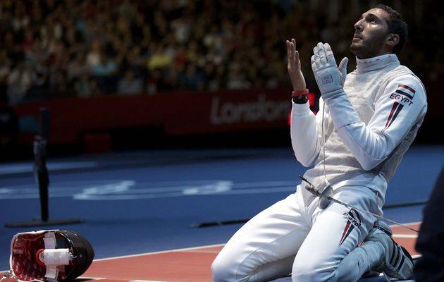 Egypt's Abouelkassem first African to reach Olympic fencing semis‎