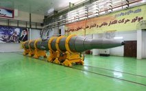 Iran test-fires missile amid nuclear tension