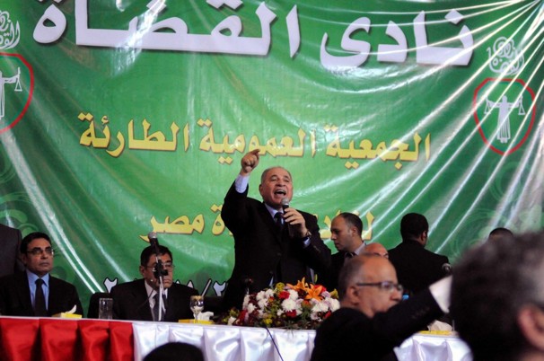 Egypt’s judges set to fight Morsi power play