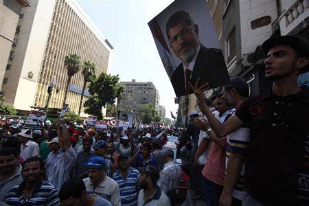Brotherhood moves protests to Cairo outskirts away from security forces