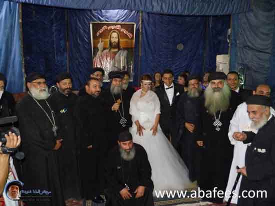 Copts hold marriage ceremony and baptism at demolished church in Minya