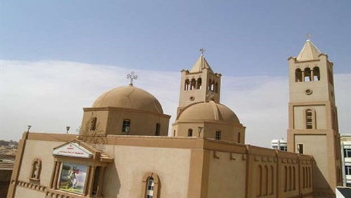 Fanatics besiege St. Mary Church in Minya, insult army, police, and church