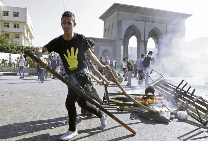 Egypt targets last bastion of Muslim Brotherhood dissent
