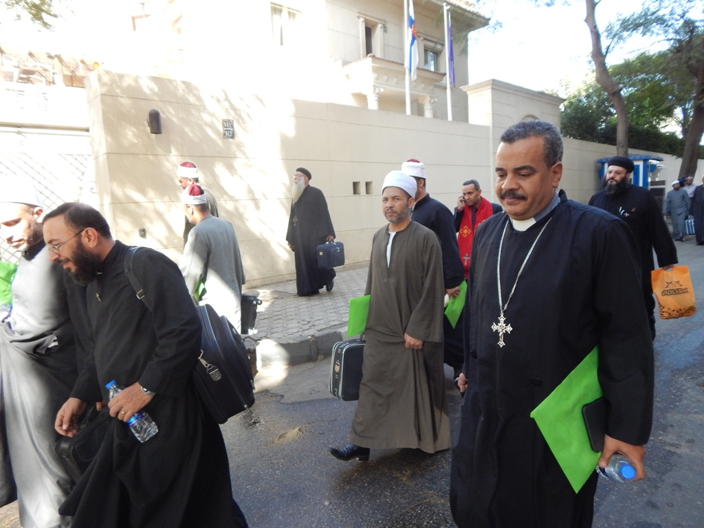 The Egyptian family house: Muslims and Christians, holding hands