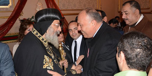 Intelligence chief and FM follow Sisi in Christmas visit to Cathedral