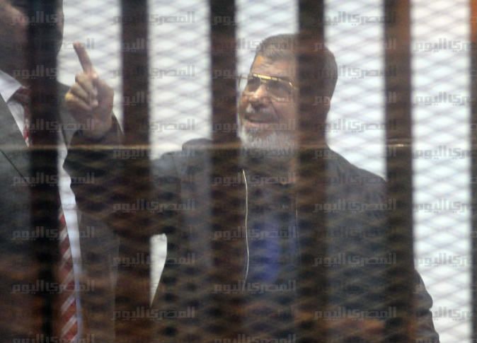 Morsi trial for collaborating with Qatar postponed to April 30
