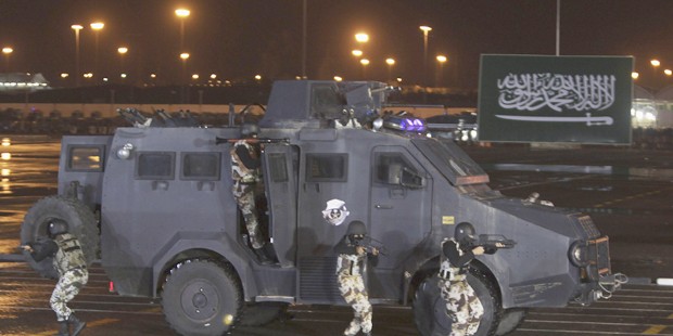 Saudi Arabia arrests 93 Islamic State suspects