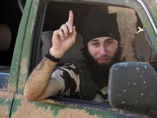Islamic State pushes back rival Syria insurgents near Turkey