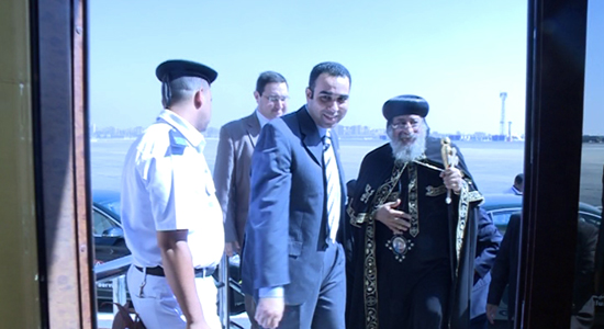 Pope Tawadros returns to Egypt after 3 days in Lebanon