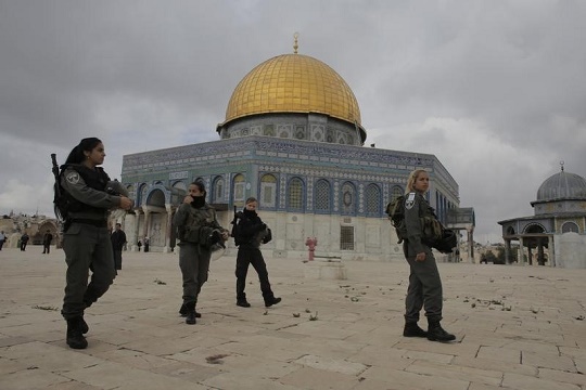 Egypt says raid on al-Aqsa Mosque yard 'unacceptable escalation' - statement