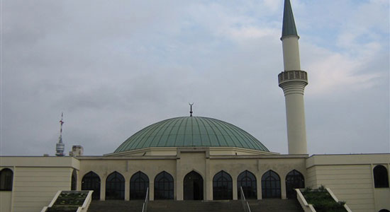 Islamic Center in Austria denounces bombing of houses of worship
