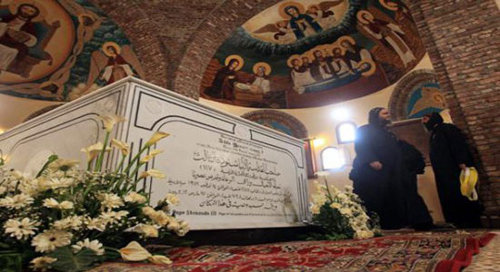 Pope Shenouda cemetery receives thousands of visitors at his feast