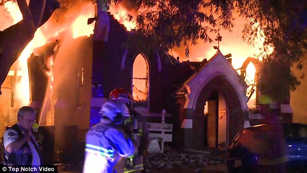 A massive fire destroys an Orthodox church in Sydney
