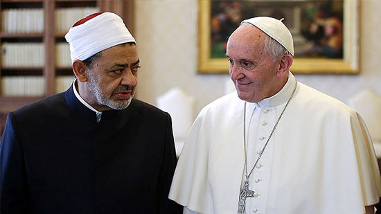 Catholic Church: meeting between Pope Francis and sheikh of Al-Azhar as historical