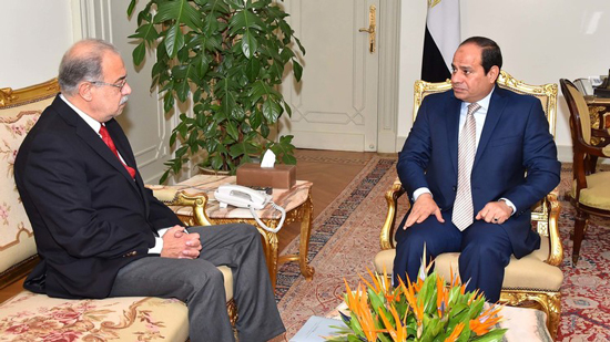 President al-Sisi meets with Prime Minister to discuss bill of building churches 