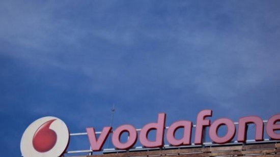 Vodafone Egypt and Etisalat request Egypt 4G licenses: Regulator
