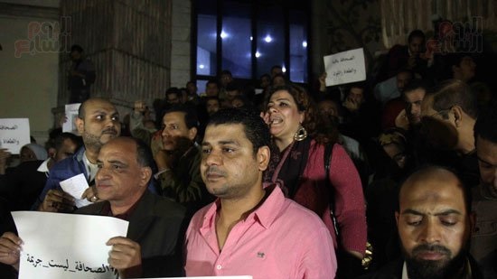 Dozens protest against ruling to sentence 3 journos in Egypt

