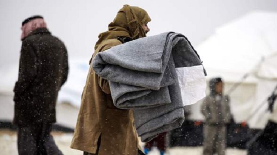 Harsh conditions for Syrians fleeing IS-held Deir Ezzor