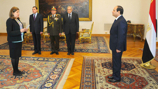 For the first time in Egypt: lady among the governors