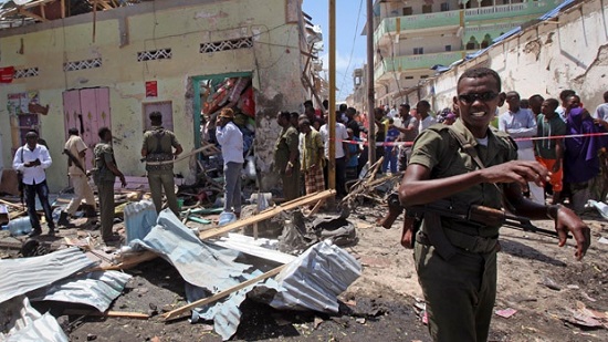 Car bomb blast kills 6 near hotel in Somalia's capital