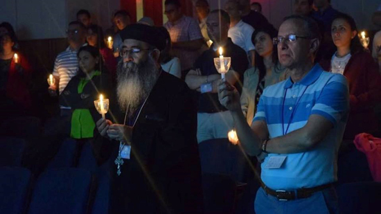 Coptic American Graduates Pray for Peace of the World