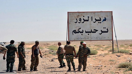 Syrian troops encircle last Islamic State-held town
