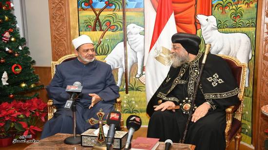 Sheikh of Al-Azhar visits the Cathedral to congratulate the Pope on Christmas