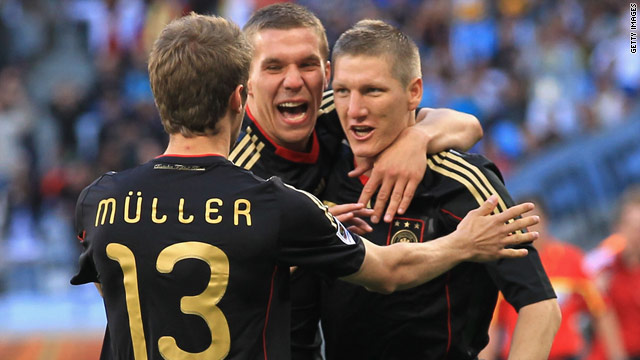 Klose claims double as Germans destroy Argentina in quarterfinal