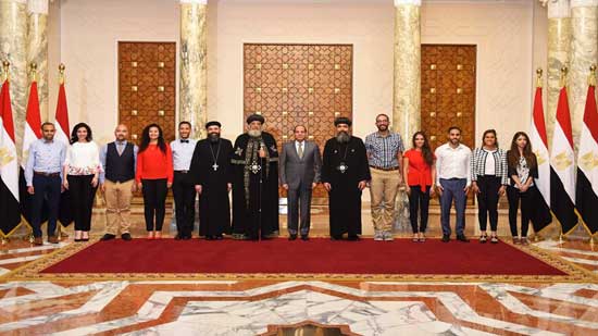 President Al-Sisi receives Pope Tawadros and the delegation of World Coptic youth Forum