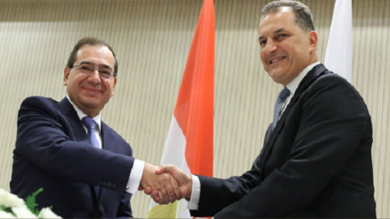 Egypt, Cyprus sign agreement to construct gas pipeline worth $800 million