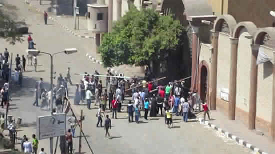 Police investigate a fanatic who broke into St. George church in Manshiet Tahrir